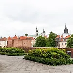 Old Town Eclectic Apartment For 6 People